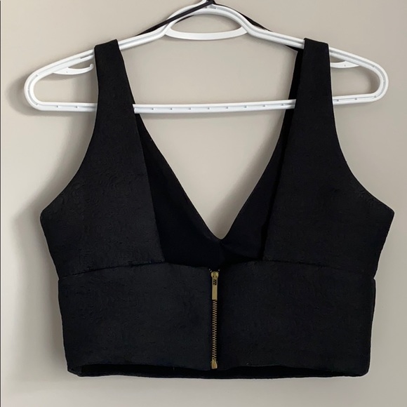 Zara Formal Crop - Picture 2 of 3